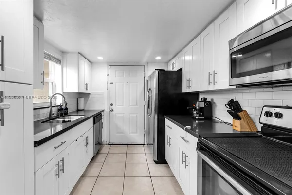 $255,000 | 8500 Southwest 109th Avenue, Unit 6114, Miami, FL 33173