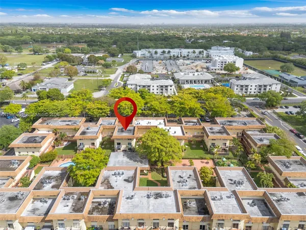 $255,000 | 8500 Southwest 109th Avenue, Unit 6114, Miami, FL 33173