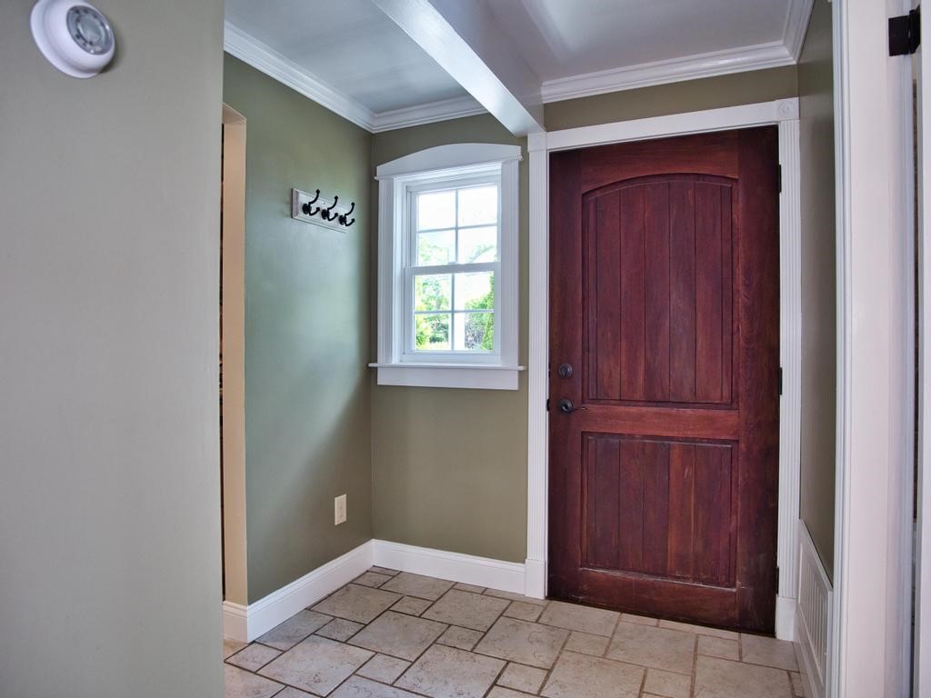 2545 Main Road Tiverton, RI 02878 - Photo 18 of 50