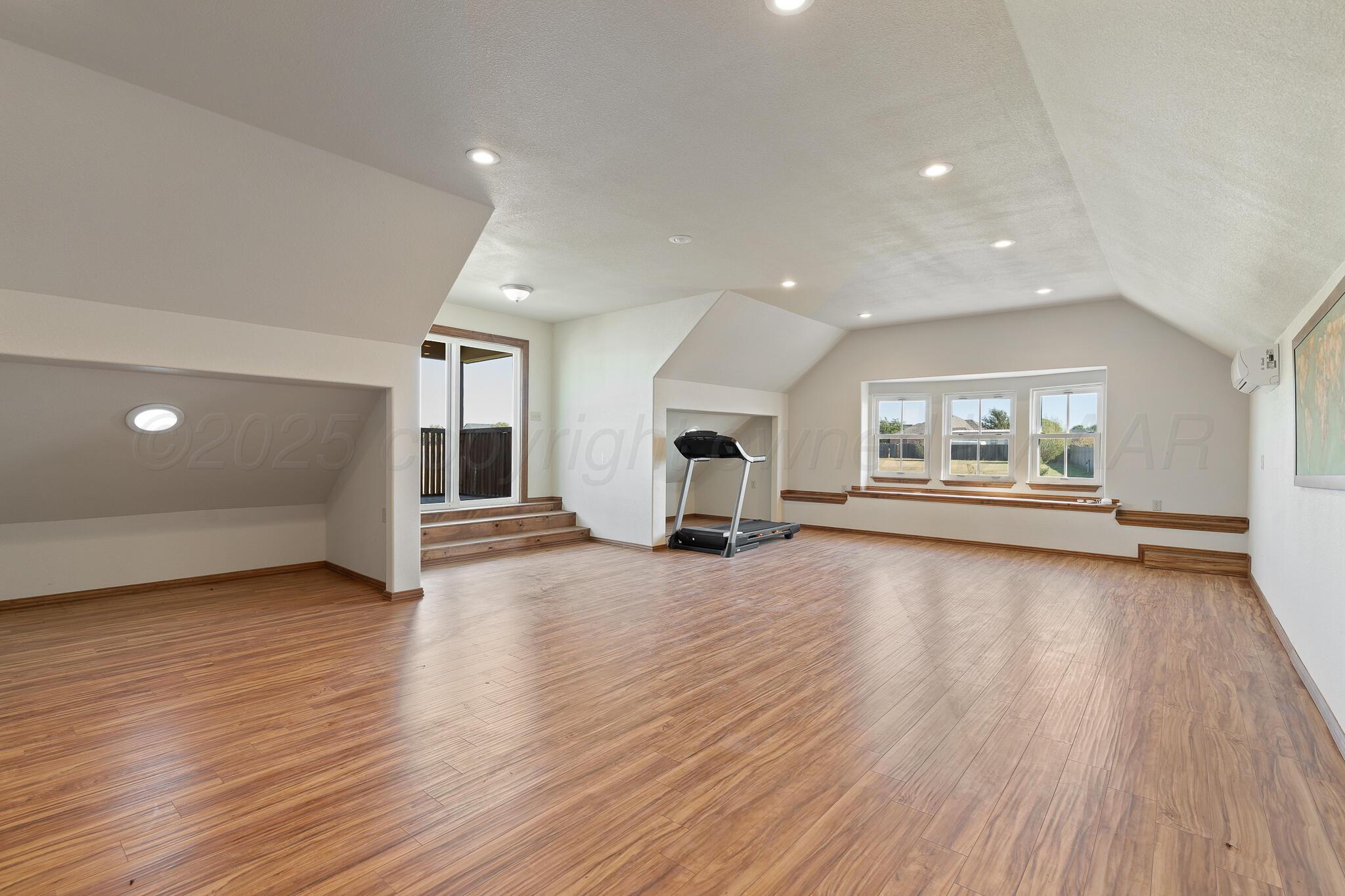 17301 Spring Lake Drive Canyon, TX 79015 - Photo 36 of 62 Shop workout studio