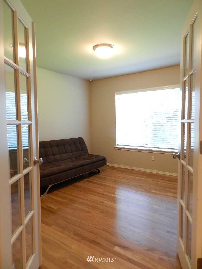 4427 240 Place Southeast Bothell, WA 98021 - Photo 10 of 23