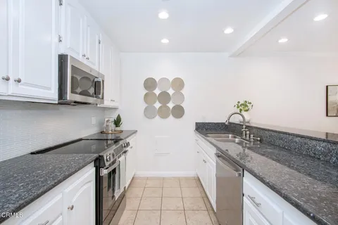 $490,000 | 1127 East Del Mar Boulevard, Unit 323, Pasadena, CA 91106
