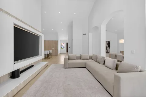 $1,695,000 | 5846 Northwest 24th Avenue, Unit 202, Boca Raton, FL 33496