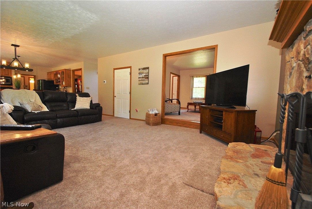 5270 Chadwick Road Madison, OH 44057 - Photo 7 of 30