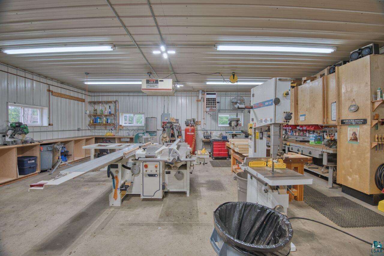 3557 Haverkamp Road Hibbing, MN 55746 - Photo 48 of 60 Garage featuring a workshop area