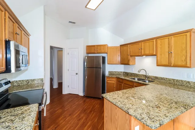 $2,570 | 6123 English Ivy North, Olive Branch, MS 38654