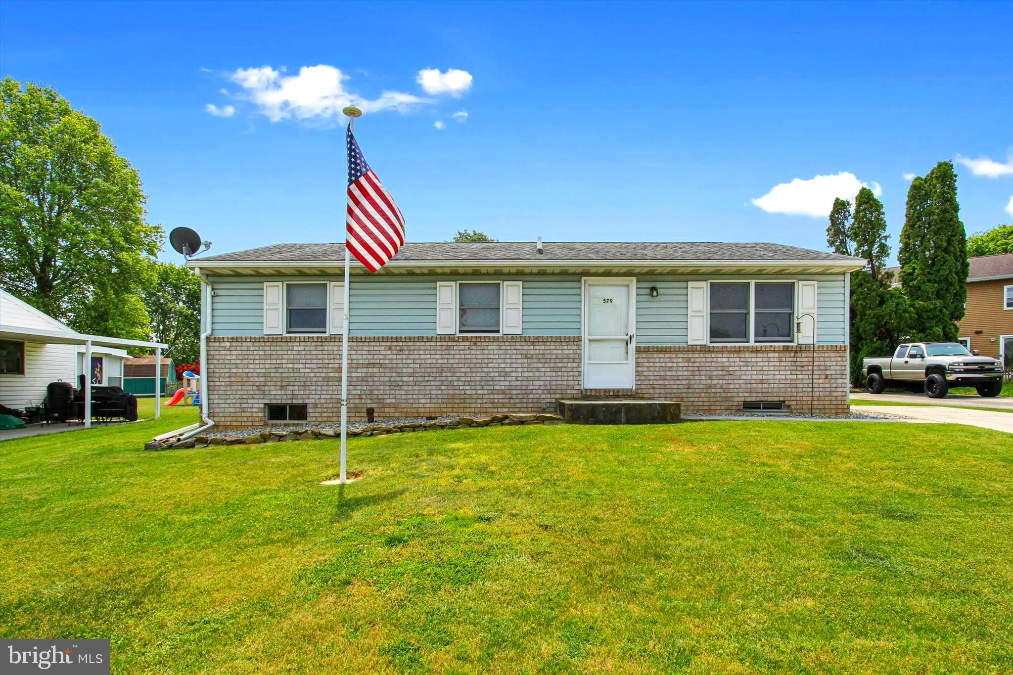 579 Spring Avenue Hanover, PA 17331 - Photo 1 of 24 Gallery Image 1
