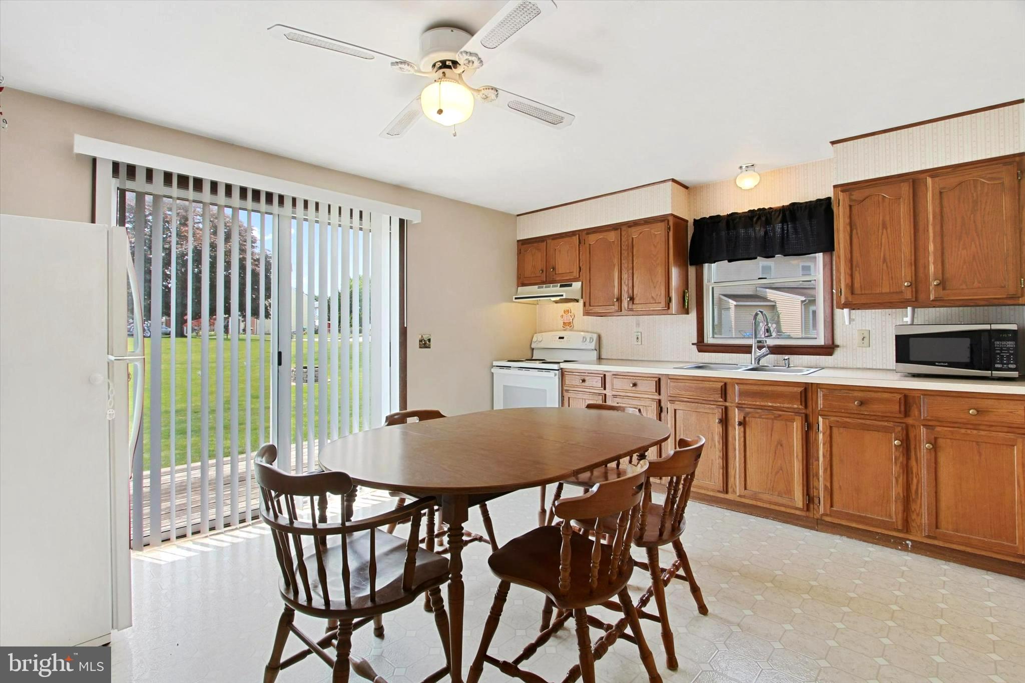 579 Spring Avenue Hanover, PA 17331 - Photo 12 of 24 Gallery Image 12