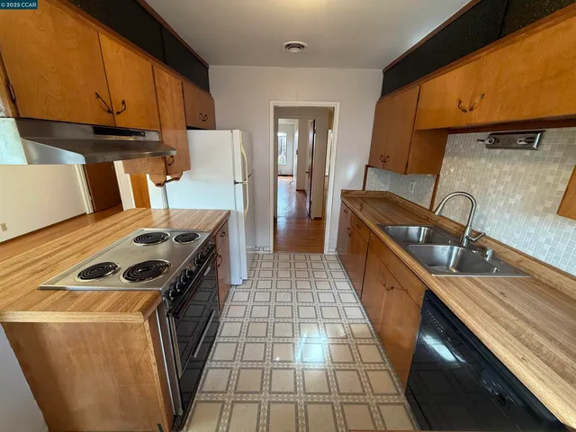 $679,500 | 1546 Mann Drive, Pinole, CA 94564