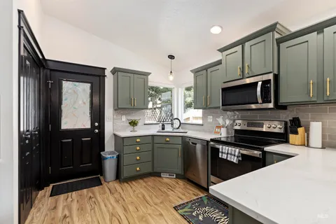 $399,900 | 8333 North Duncan Lane, Boise, ID 83714