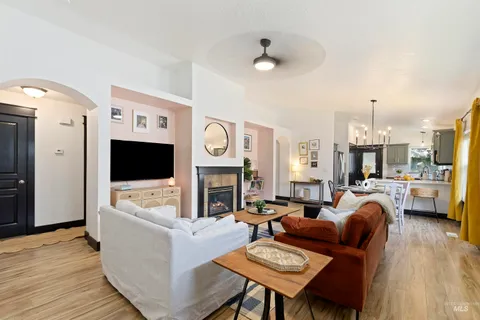 $399,900 | 8333 North Duncan Lane, Boise, ID 83714