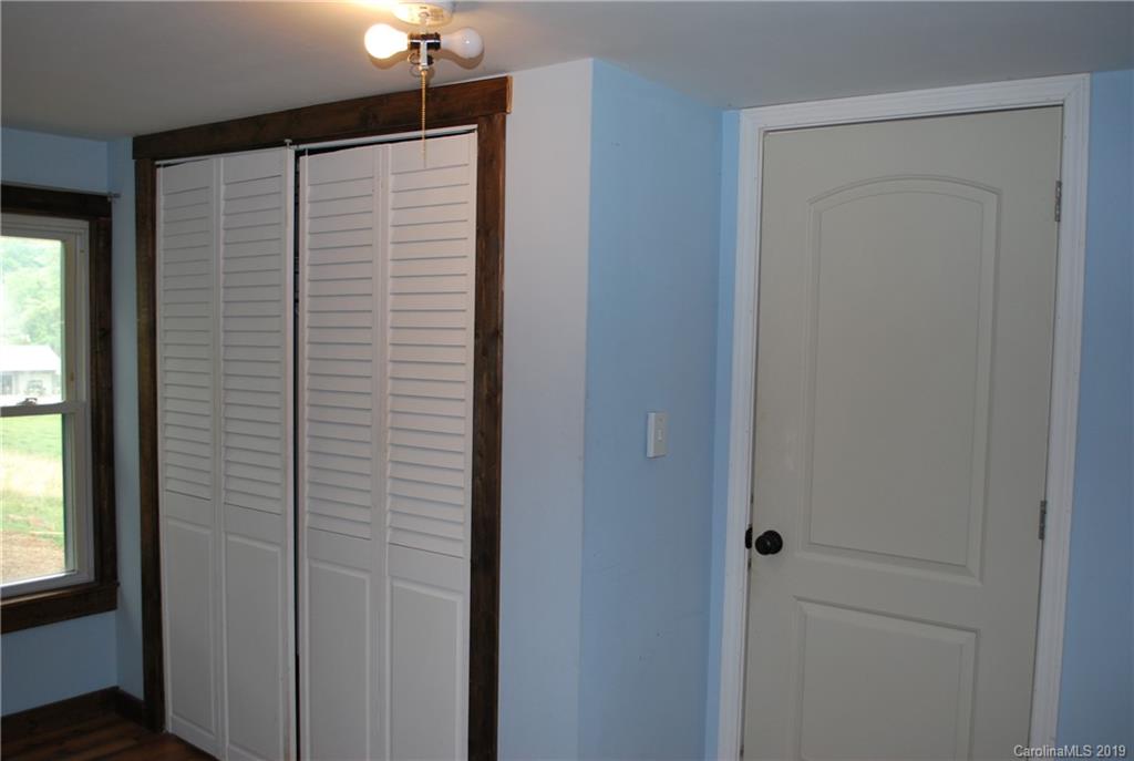 44 Abbott Road Canton, NC 28716 - Photo 16 of 24