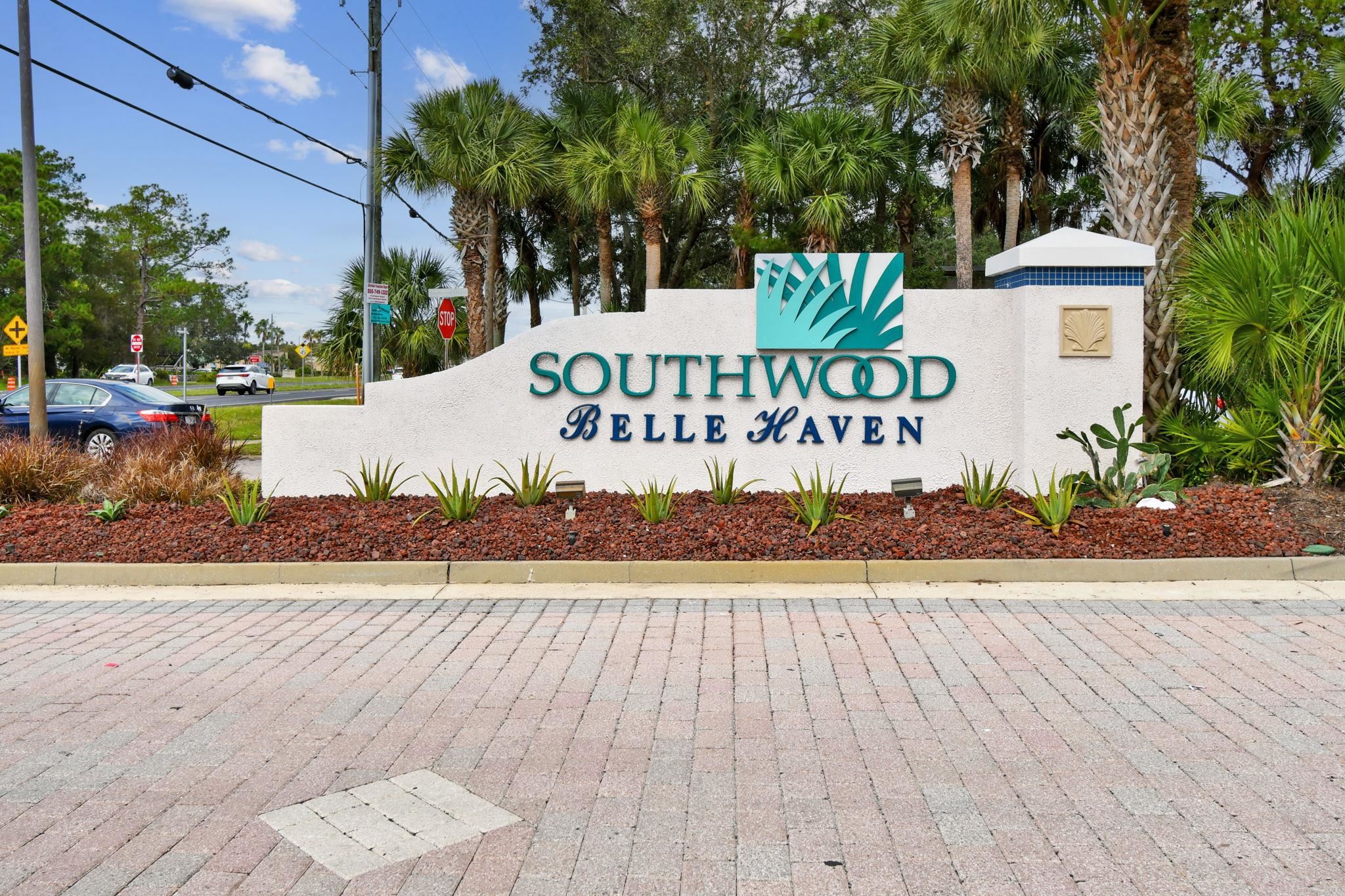 581 Boxwood Place St. Augustine, FL 32086 - Photo 40 of 44 a sign on the side of a building