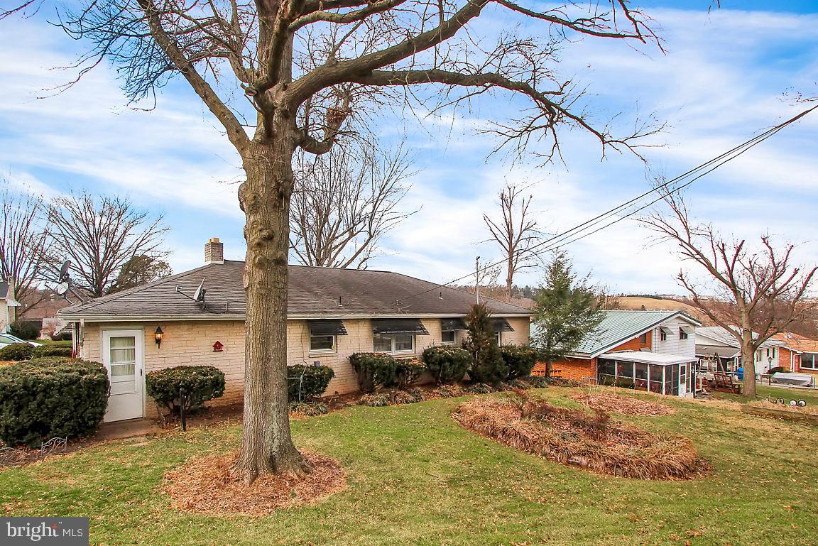 3017 Dundee Road York, PA 17406 - Photo 21 of 25 Gallery Image 21