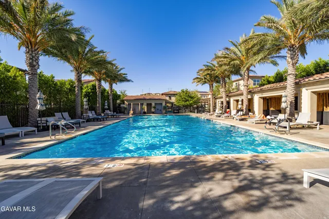 $1,100,000 | 19127 Malabar Street, Santa Clarita, CA 91351