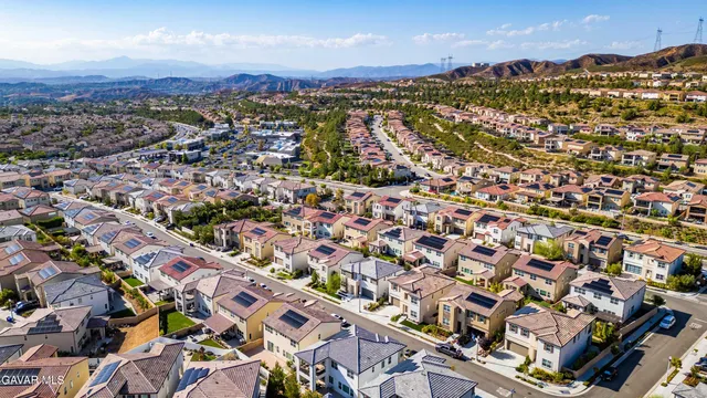 $1,100,000 | 19127 Malabar Street, Santa Clarita, CA 91351