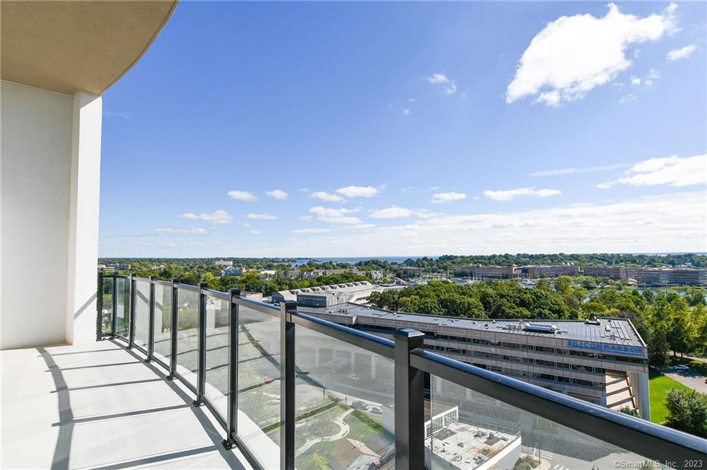 2 Harbor Point Road South, Unit 1613 Stamford, CT 06902 - Photo 13 of 21