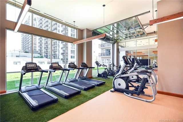 $16,500 | 2 Harbor Point Road South, Unit 1613, Stamford, CT 06902