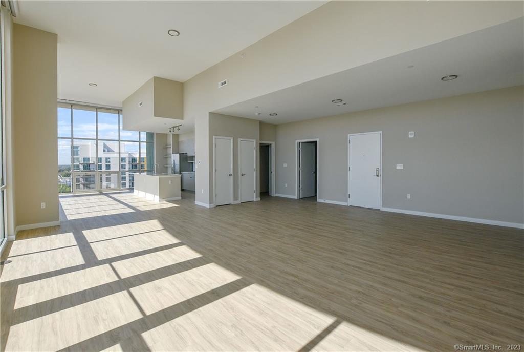 2 Harbor Point Road South, Unit 1613 Stamford, CT 06902 - Photo 6 of 21