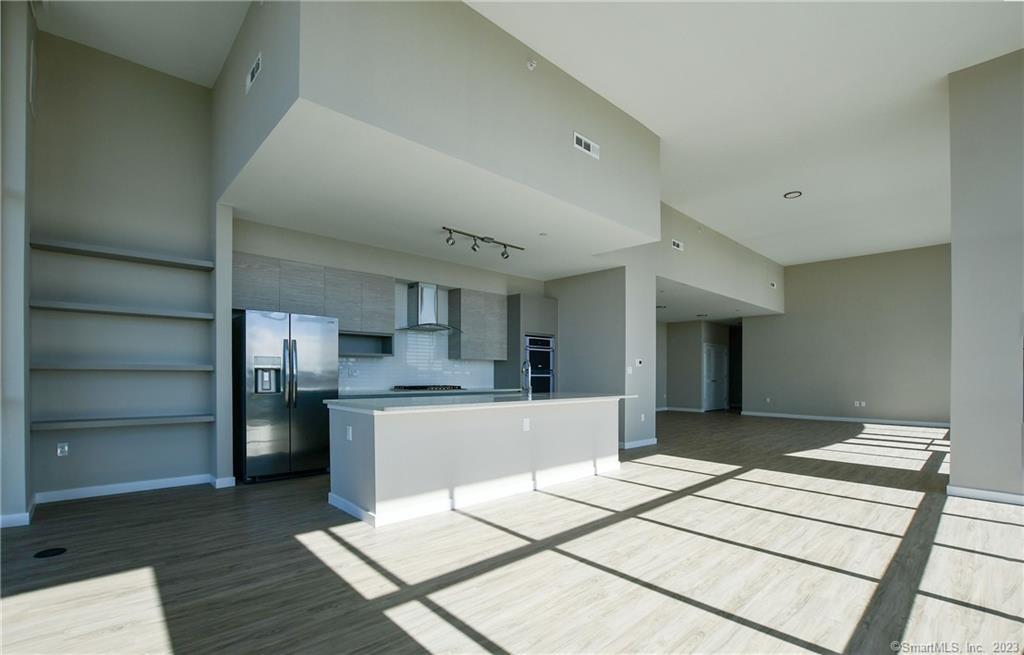 2 Harbor Point Road South, Unit 1613 Stamford, CT 06902 - Photo 7 of 21