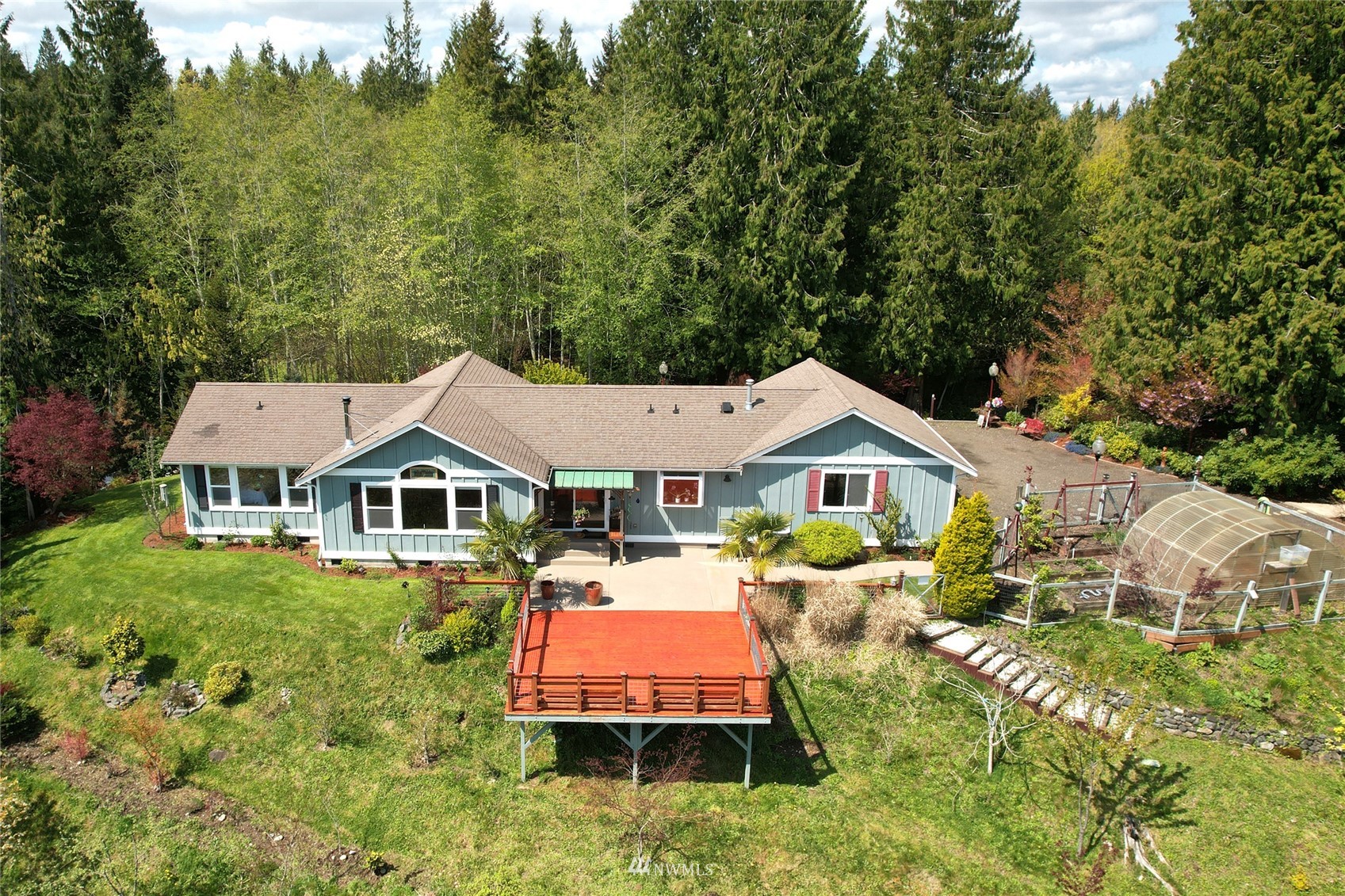 4053 East Grapeview Loop Road Grapeview, WA 98546 - Photo 1 of 40 Gallery Image 1