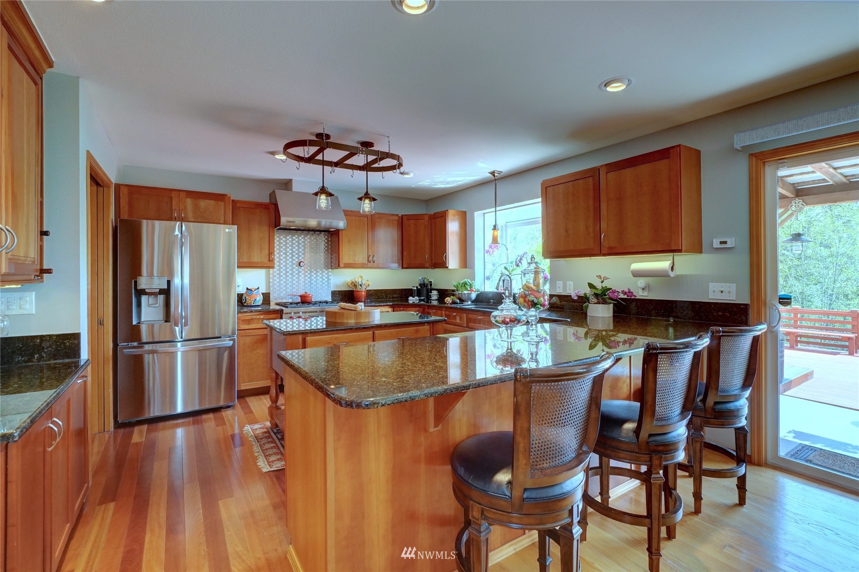 4053 East Grapeview Loop Road Grapeview, WA 98546 - Photo 11 of 40 Gallery Image 11