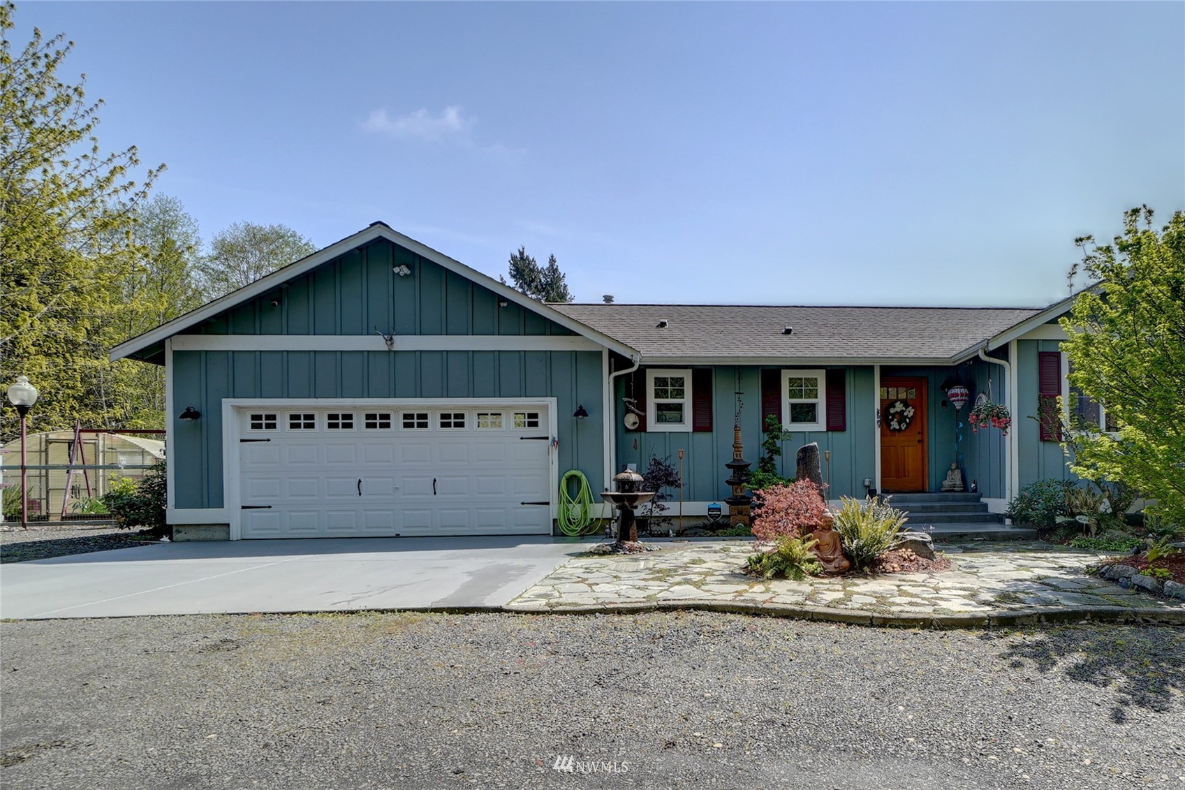 4053 East Grapeview Loop Road Grapeview, WA 98546 - Photo 2 of 40 Gallery Image 2