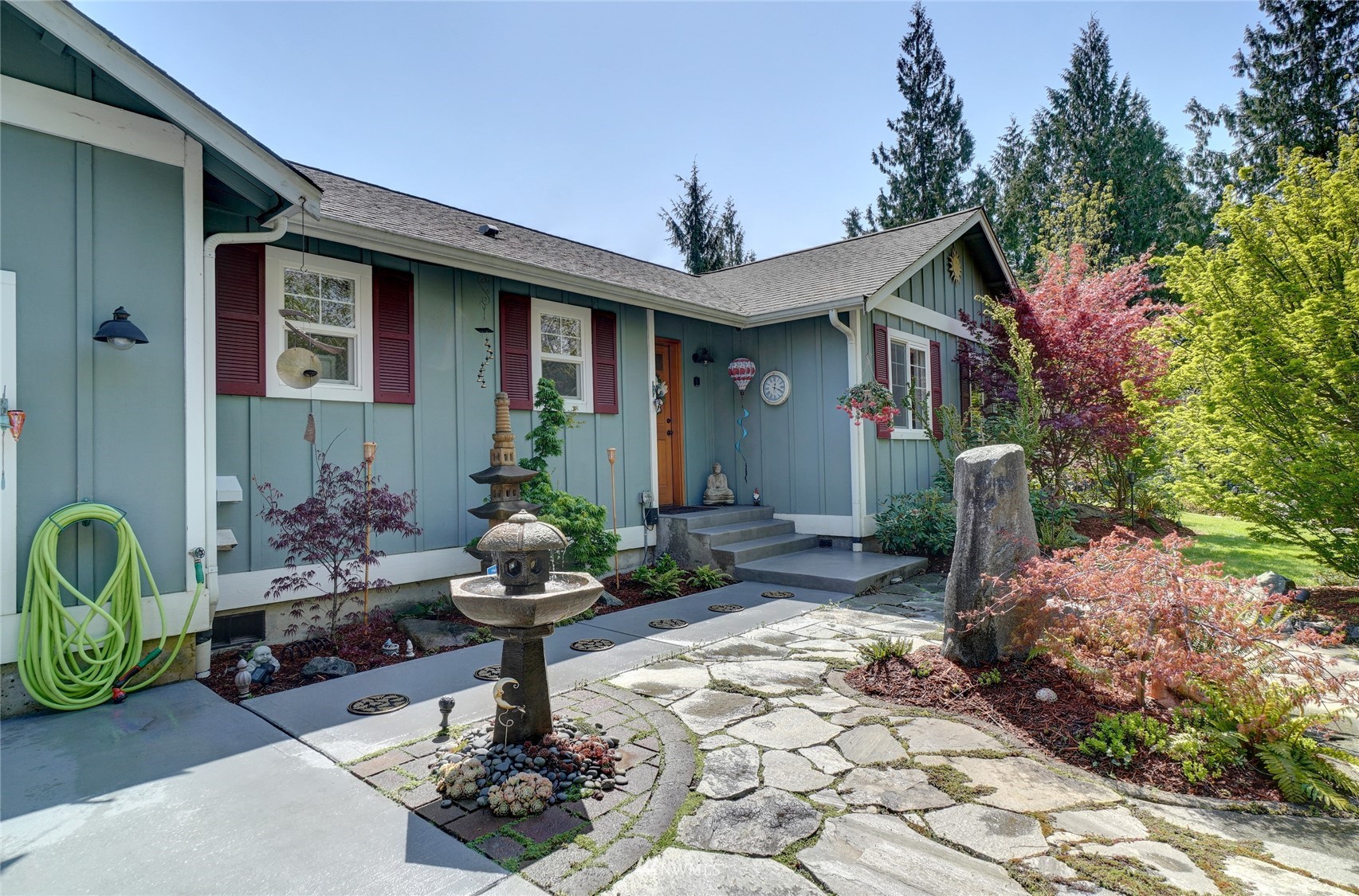 4053 East Grapeview Loop Road Grapeview, WA 98546 - Photo 3 of 40 Gallery Image 3