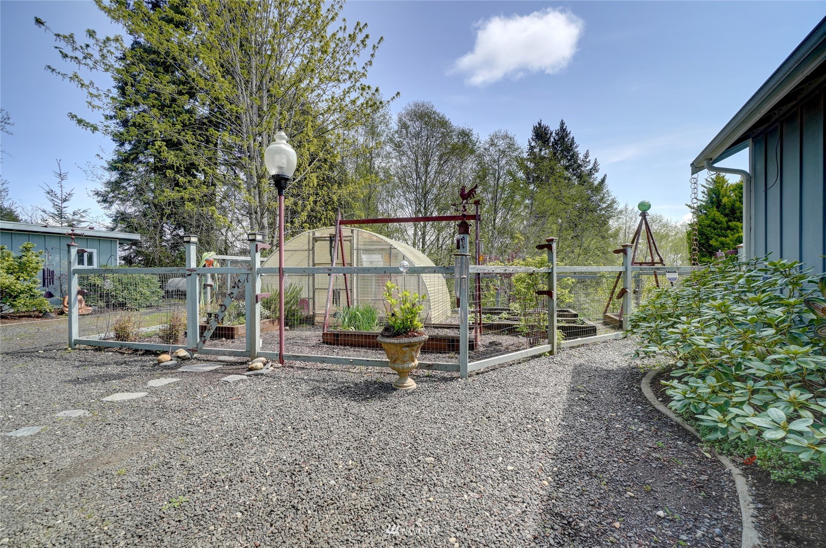 4053 East Grapeview Loop Road Grapeview, WA 98546 - Photo 31 of 40 Gallery Image 31