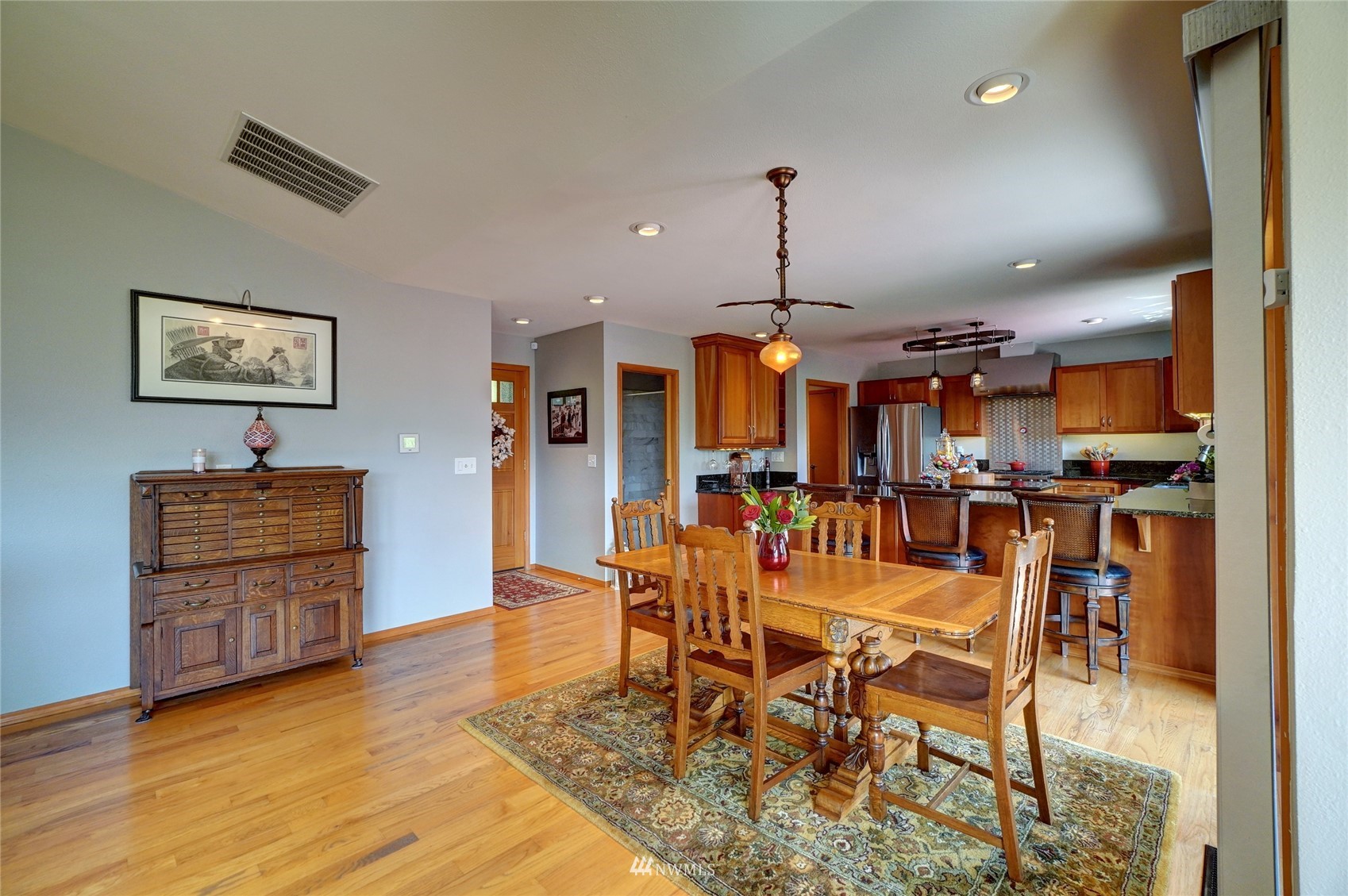4053 East Grapeview Loop Road Grapeview, WA 98546 - Photo 9 of 40 Gallery Image 9