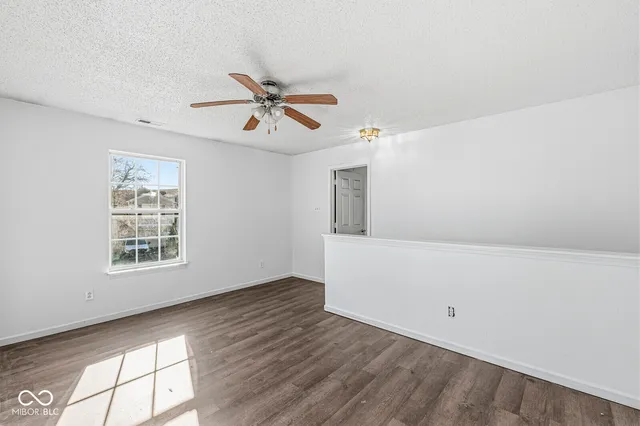 $180,000 | 4535 Connaught W Drive, Plainfield, IN 46168