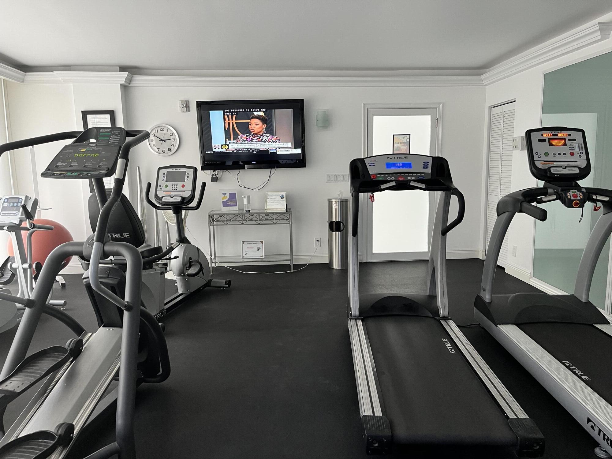2780 South Ocean Boulevard, Unit 312 Palm Beach, FL 33480 - Photo 18 of 29 a view of a room with gym equipment
