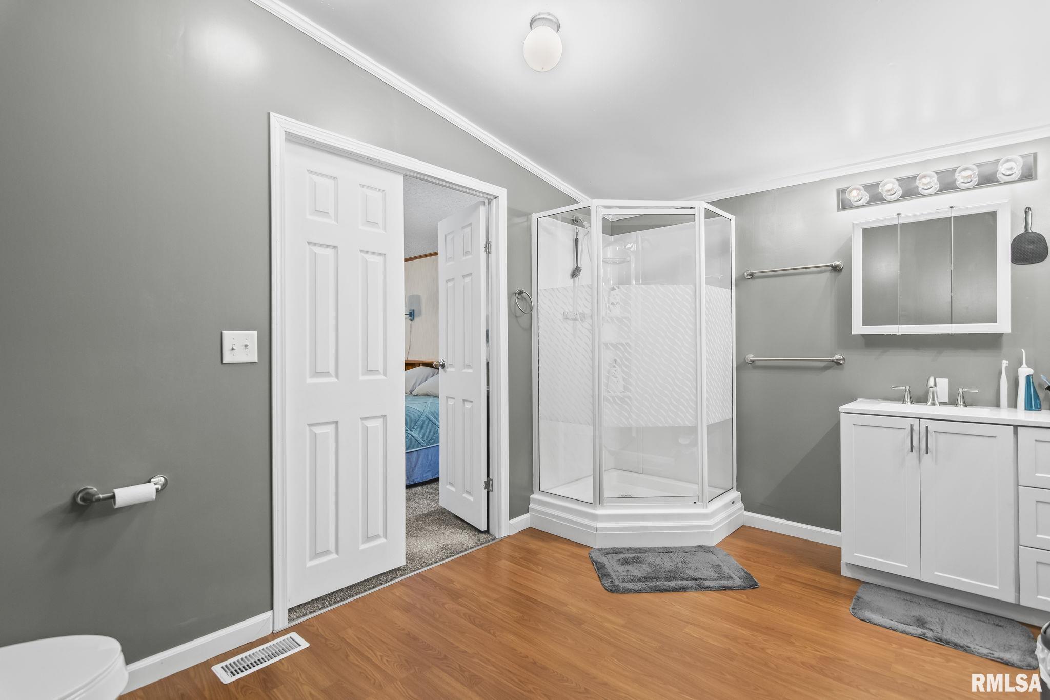 21533 Curtis Black Top Road Greenview, IL 62642 - Photo 27 of 44 Gallery Image 27