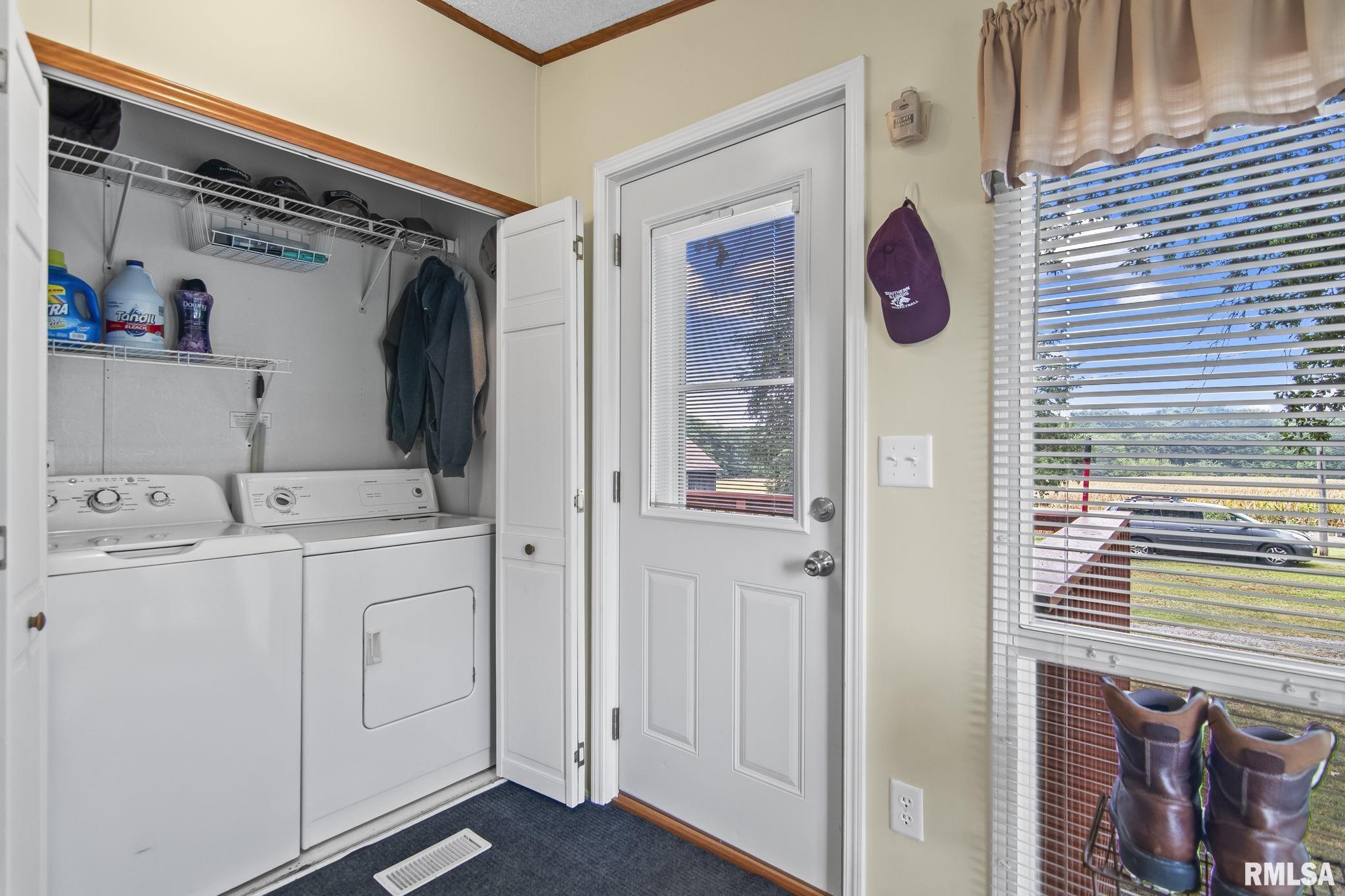 21533 Curtis Black Top Road Greenview, IL 62642 - Photo 35 of 44 Gallery Image 35