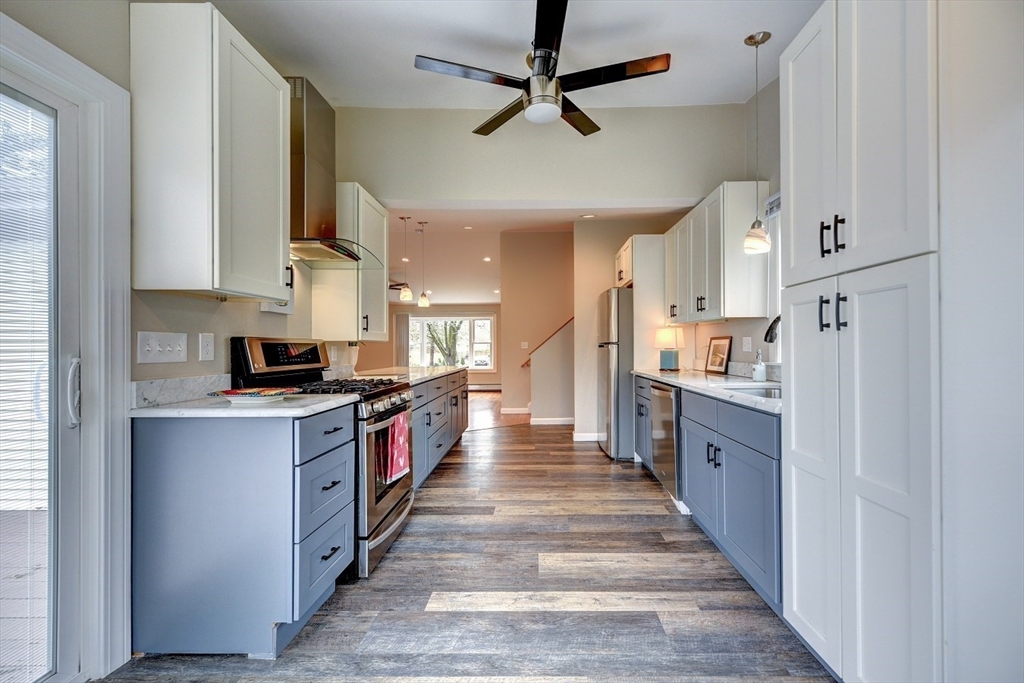 9 Colonial Road Seekonk, MA 02771 - Photo 24 of 39 Gallery Image 24