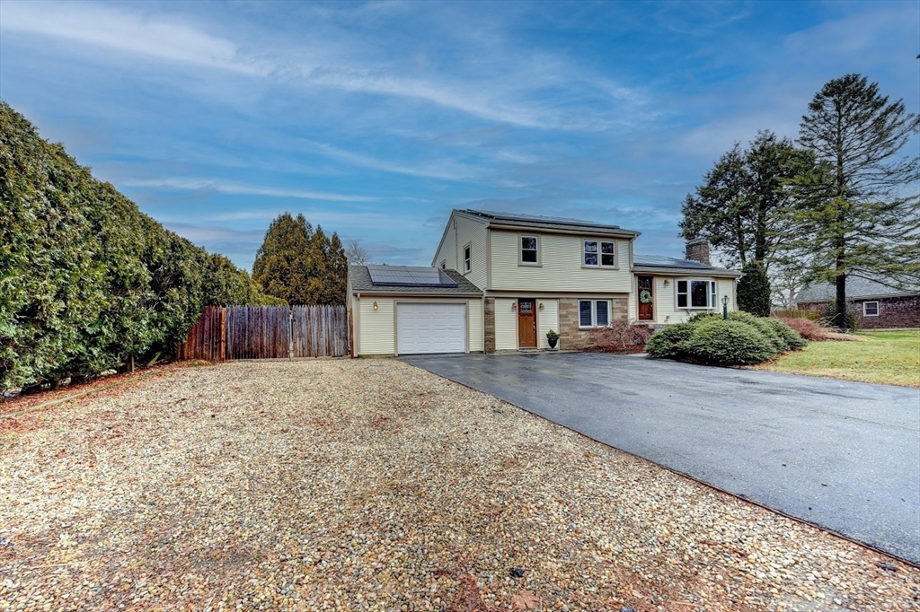 9 Colonial Road Seekonk, MA 02771 - Photo 39 of 39 Gallery Image 39