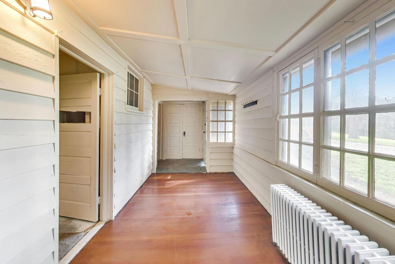 10102 Country Club Road Woodstock, IL 60098 - Photo 27 of 59 Gallery Image 27