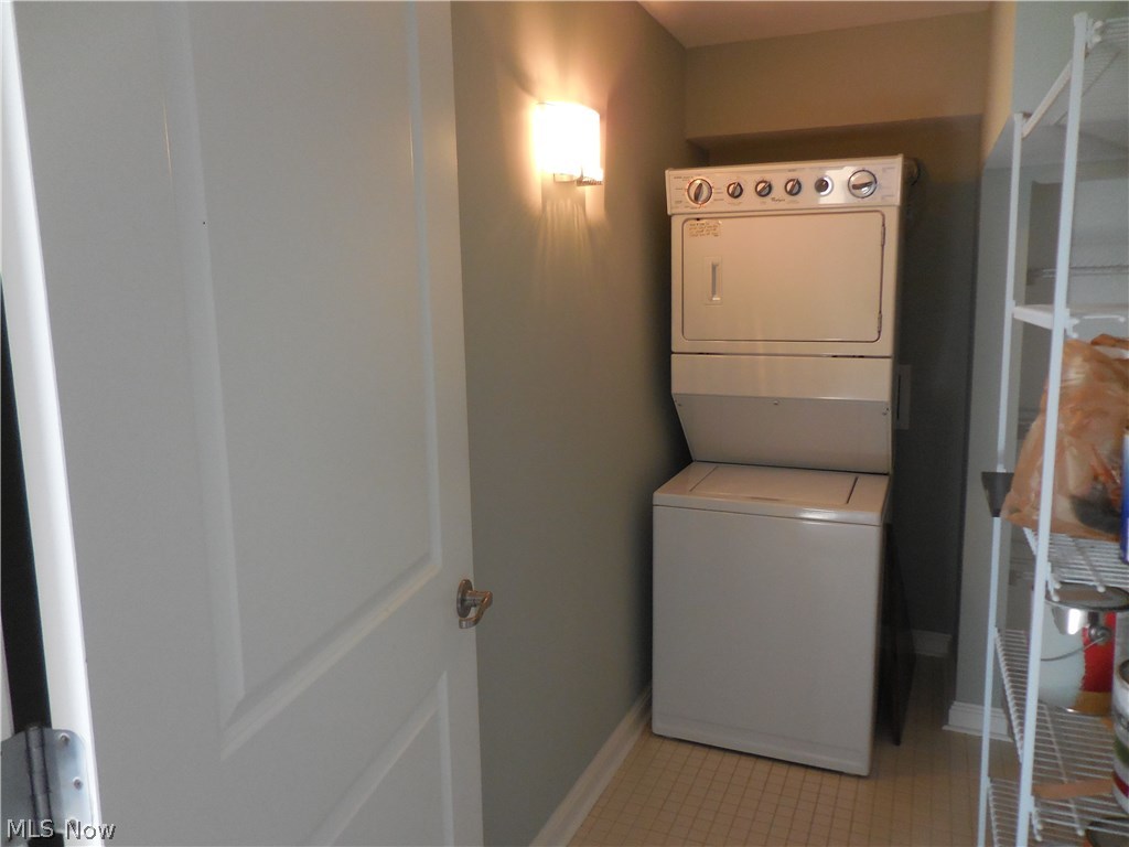 1237 Washington Avenue, Unit 1212 Cleveland, OH 44113 - Photo 25 of 28