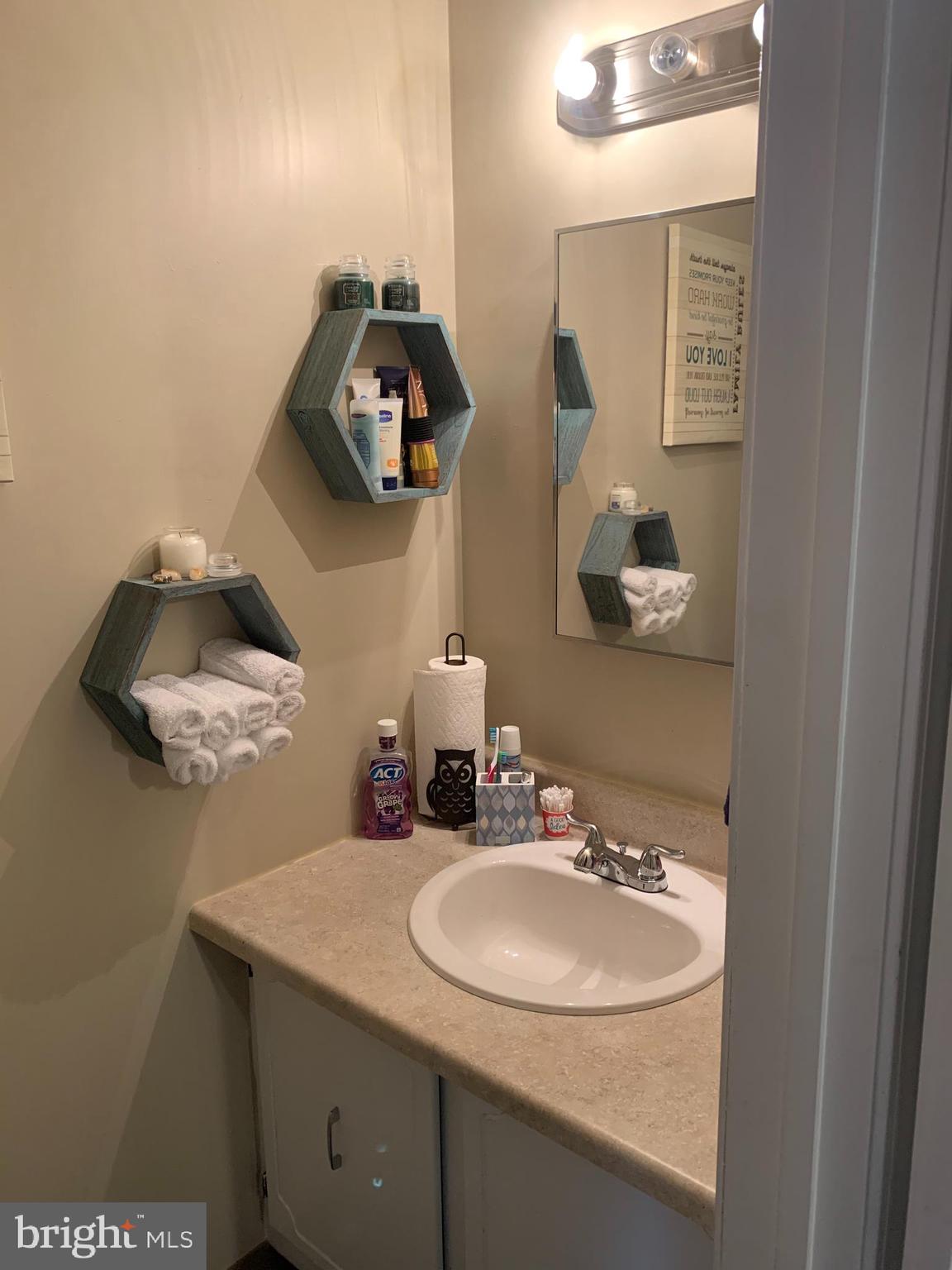 1307 Georgetown Road Middletown, PA 17057 - Photo 9 of 45 Gallery Image 9