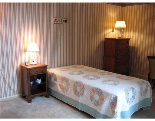 900 Washington Road, Unit 411 Mt. Lebanon, PA 15228 - Photo 14 of 15 Bedroom.