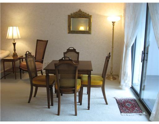 900 Washington Road, Unit 411 Mt. Lebanon, PA 15228 - Photo 7 of 15 Dining Room.