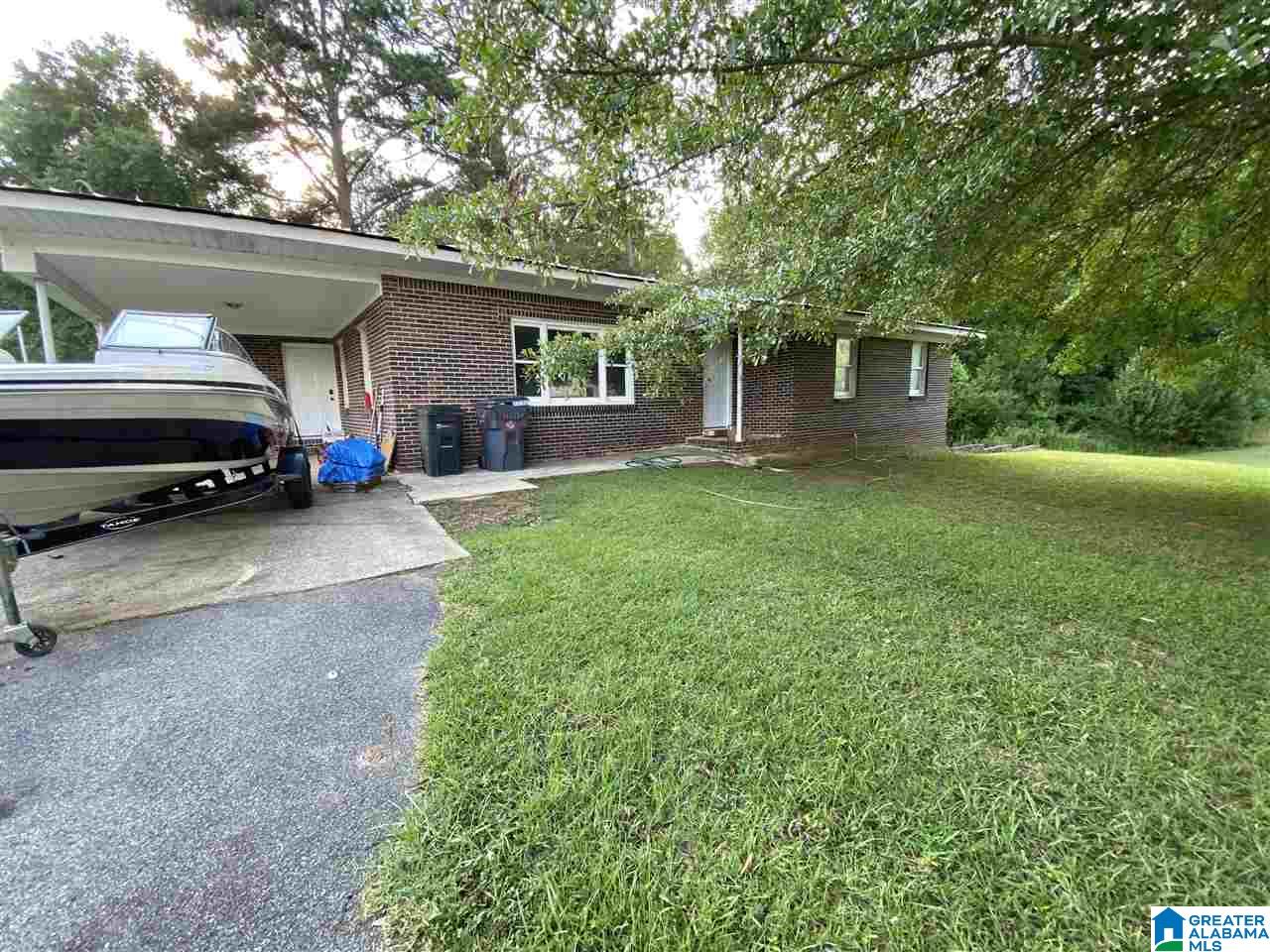 47 Scurlock Street Sumiton, AL 35148 - Photo 2 of 32