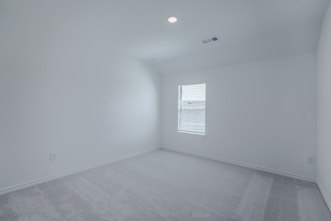 15135 Wild Gully Way Conroe, TX 77302 - Photo 31 of 42 a view of room and window