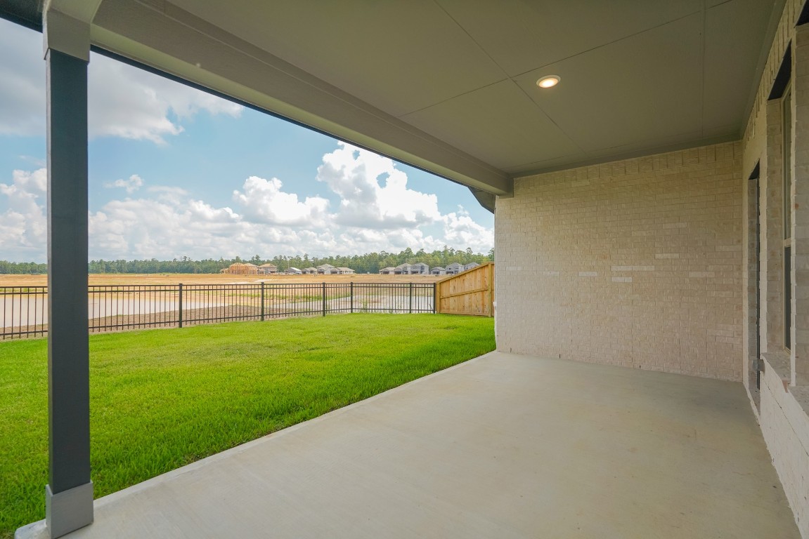 15135 Wild Gully Way Conroe, TX 77302 - Photo 37 of 42 a view of outdoor space and yard
