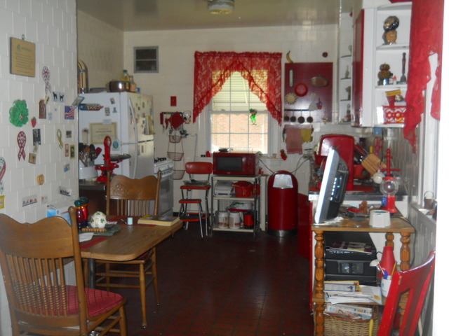 183 Southcote Road Riverside, IL 60546 - Photo 2 of 9