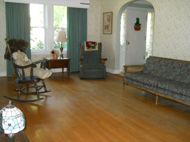 183 Southcote Road Riverside, IL 60546 - Photo 4 of 9