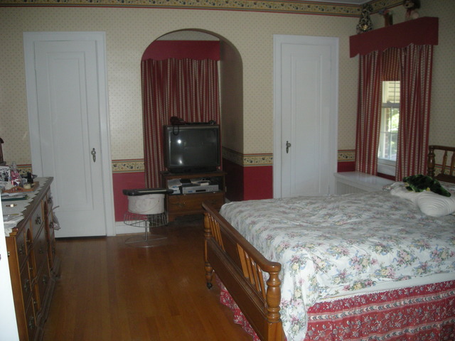 183 Southcote Road Riverside, IL 60546 - Photo 7 of 9