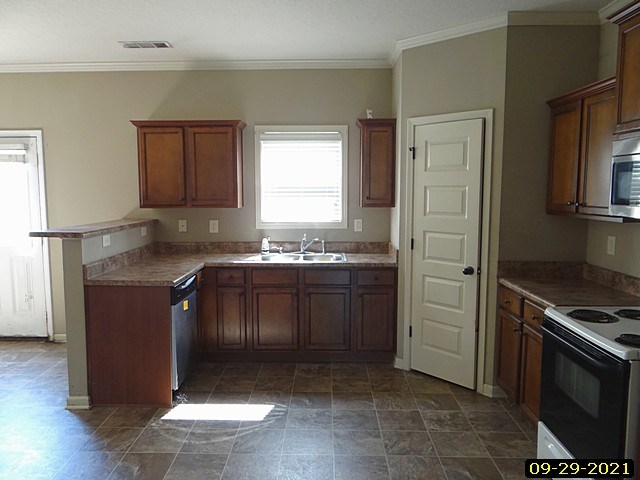 273 Owens Road Fort Mitchell, AL 36856 - Photo 4 of 14