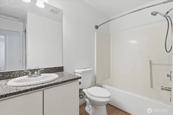 $535,000 | 17 Washington Place, Electric City, WA 99123