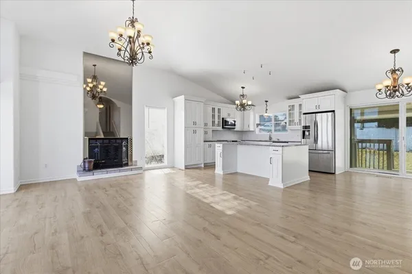 $535,000 | 17 Washington Place, Electric City, WA 99123